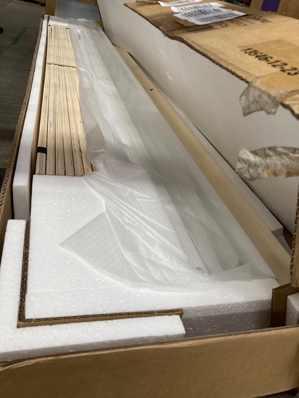 Photo 1 of ***FACTORY PACKED*** South Shore Vito Platform Bed, Queen, Pure White Pure White Queen