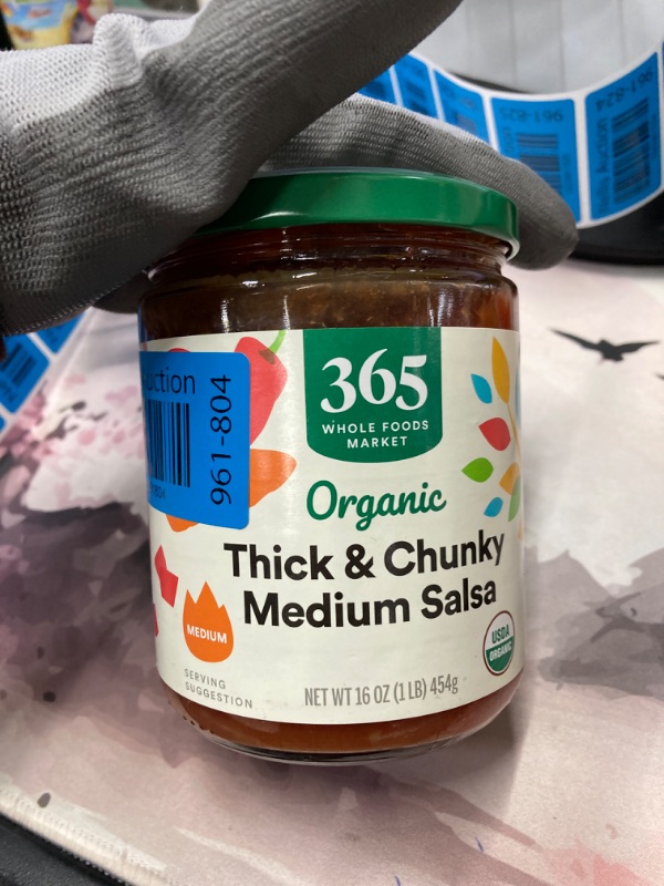 Photo 2 of 365 by Whole Foods Market, Organic Thick & Chunky Medium Salsa, 16 Ounce