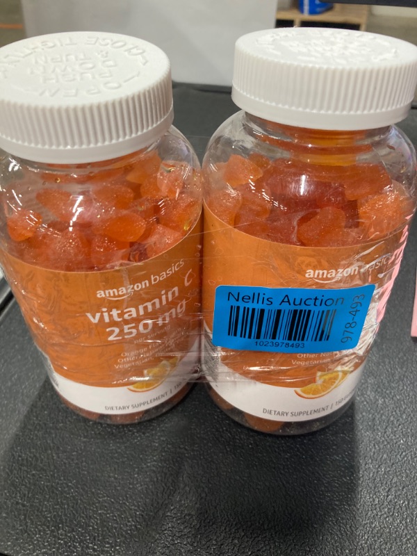 Photo 2 of Amazon Basics Vitamin C 250 mg Gummy, Orange, 150 Gummies (2 per Serving), Immune Health (Previously Solimo) (2 PACK)