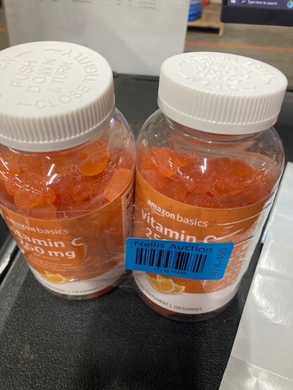 Photo 2 of Amazon Basics Vitamin C 250 mg Gummy, Orange, 150 Gummies (2 per Serving), Immune Health (Previously Solimo) (2 PACK)