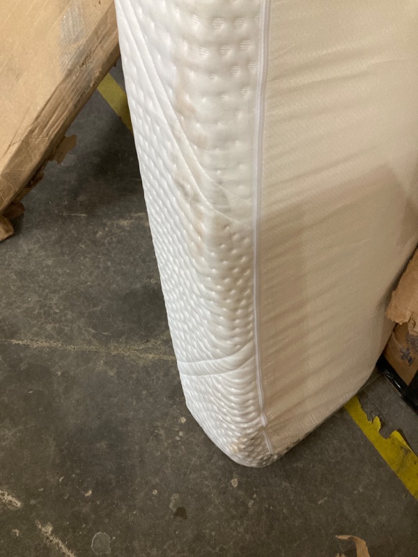 Photo 1 of Avenco King Size Mattress, 12 Inch King Mattresses in a Box, Hybrid Spring Mattresses with Comfort Foam and Pocket Coils for Pressure Relief & Motion Isolation White-b King 12 Inch