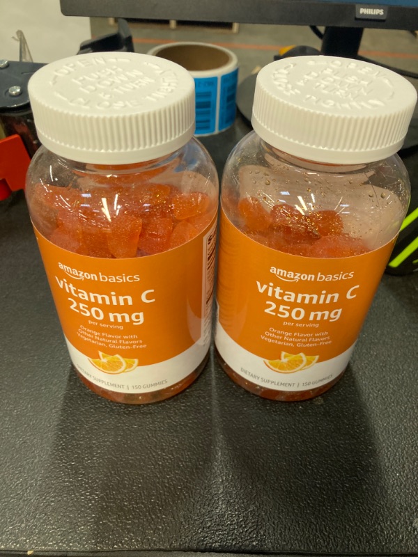 Photo 2 of 2 pack Amazon Basics Vitamin C 250 mg Gummy, Orange, 150 Gummies (2 per Serving), Immune Health (Previously Solimo)