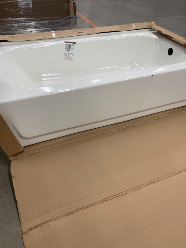 Photo 5 of Aloha 60 in. x 30 in. Soaking Bathtub with Right Drain in White
