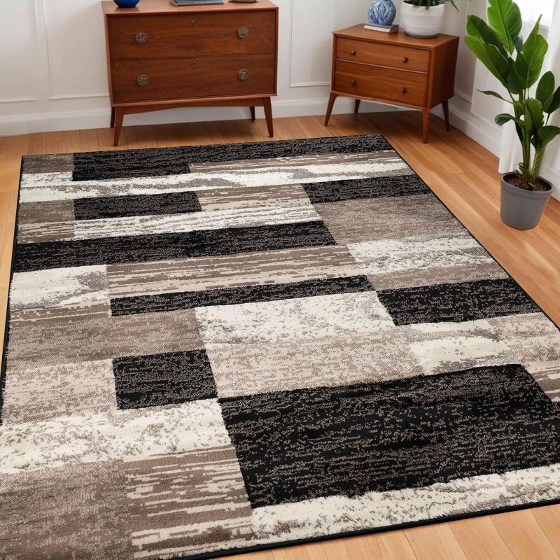 Photo 1 of World Rug Gallery Florence 6 x 9 (ft) Loomed Polypropylene Gray Rectangular Indoor Geometric Mid-Century Modern Spot clean only Area rug