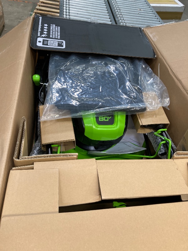 Photo 1 of **MISSING THE BATTERY**


Greenworks 80V 21” Brushless (Self-Propelled) Cordless Electric Lawn Mower + (580 CFM) Axial Leaf Blower (75+ Compatible Tools), 4.0Ah Battery and 60 Minute Rapid Charger, Green and Black