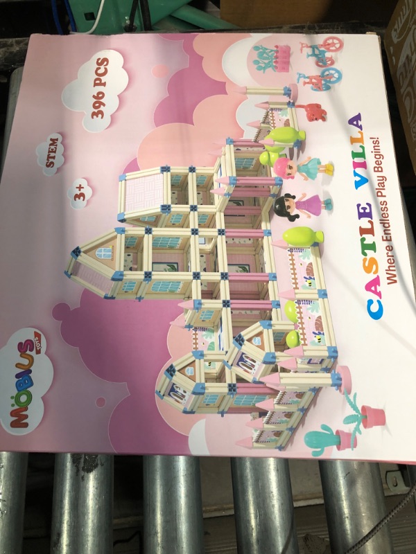 Photo 2 of 396-Piece 3D Princess Castle Villa Doll House Building Toy Set - FACTORY SEALED