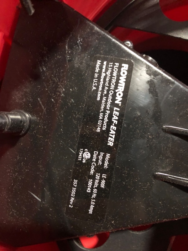 Photo 13 of **MAJOR DAMAGE TO PARTS-UNKNOWN IF FUNCTIONAL**
Flowtron LE-900 The Ultimate Mulcher Electric Leaf Shredder