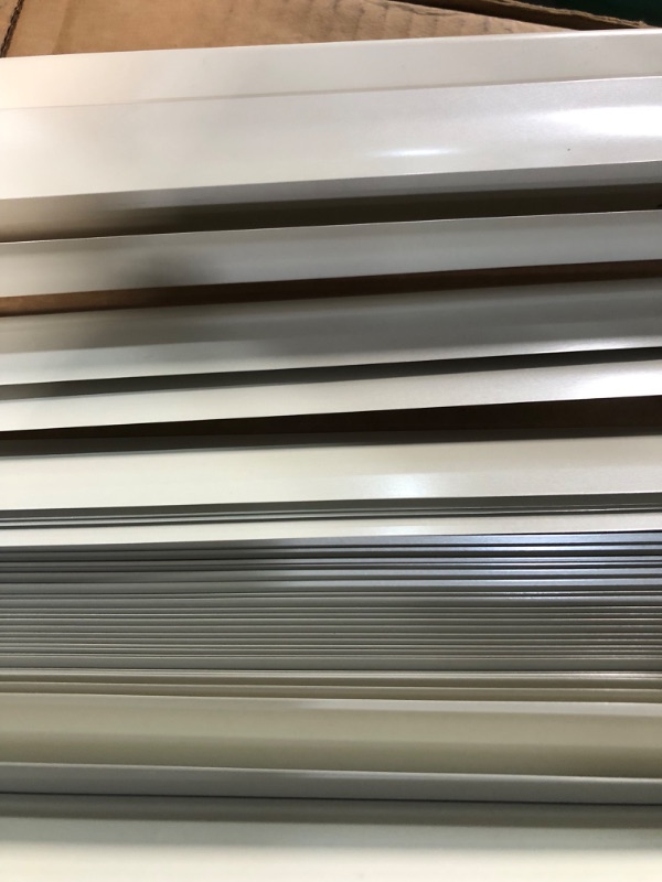 Photo 1 of ***READ NOTES***
LOTUS & WINDOWARE Cordless 1" Vinyl Mini Blind  Alabaster (MLX3684AL)