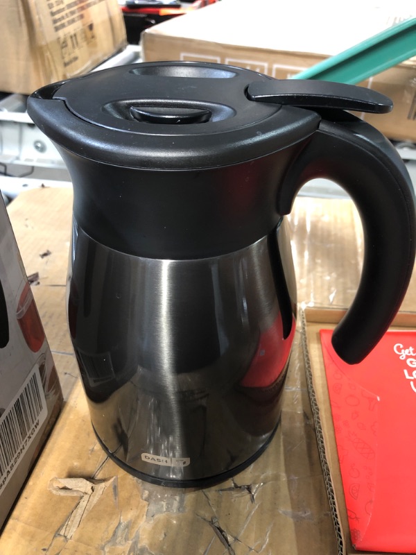 Photo 2 of ****READ NOTES****
Dash Insulated Electric Kettle, Cordless Hot Water Kettle - Black Stainless Steel, 57oz/1.7L 