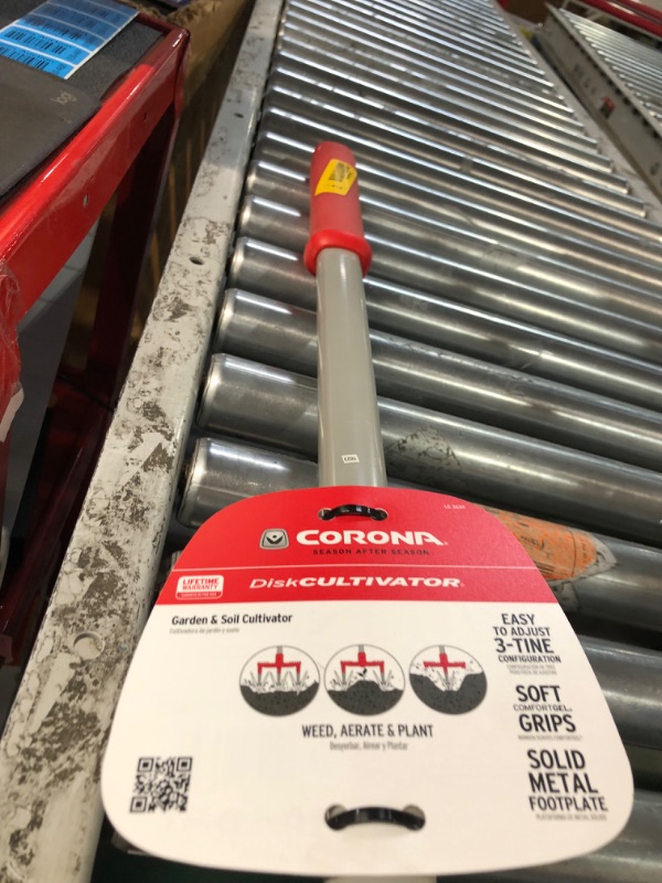 Photo 3 of Corona Comfortgel Disccultivator Rotating 3-Tine Long-handle Cultivator