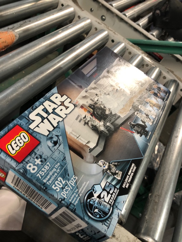 Photo 3 of [READ NOTES]
LEGO Star Wars Boarding the Tantive IV Buildable Toy Playset 75387