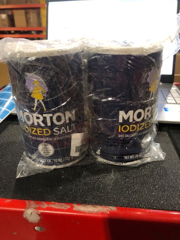 Photo 3 of (Pack of 2) Morton Iodized Salt 26 oz (737g)