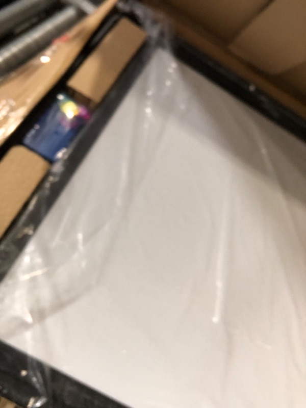 Photo 1 of Stand White Board - 40x28