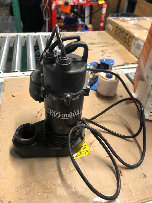 Photo 2 of ***NON REFUNDABLE PARTS ONLY***
Everbilt 1/3 HP Submersible Aluminum Sump Pump with Tethered Switch