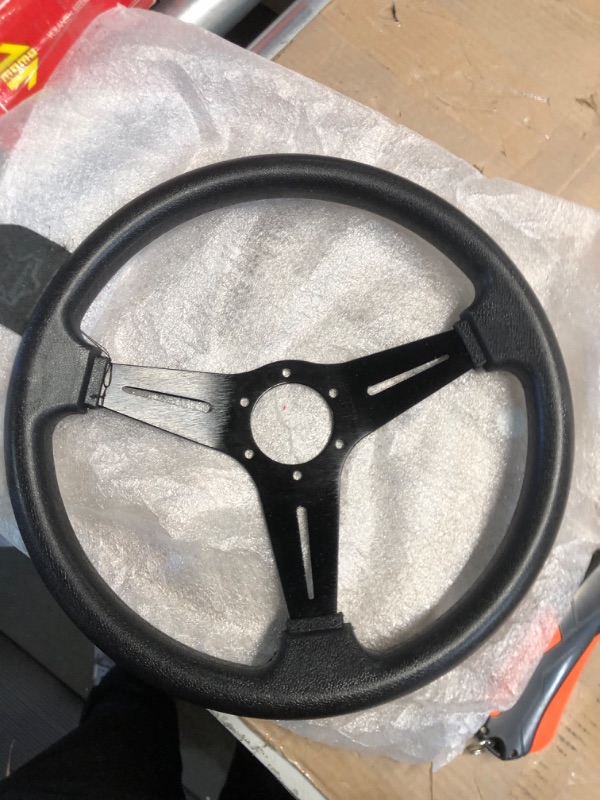 Photo 2 of *STOCK IMAGE FOR REFERANCE ONLY*
Momo R1908/35S Steering Wheel 