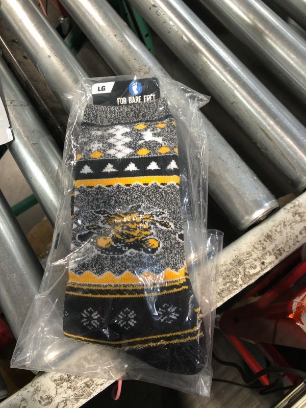 Photo 2 of For Bare Feet NCAA Wichita State Shockers Ugly Holiday Sweater Sock Marble Gray Large