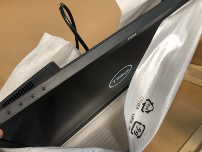 Photo 2 of Dell 24 inch Monitor FHD (1920 x 1080) 16:9 Ratio