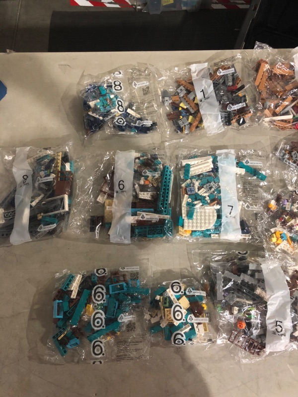 Photo 4 of ***USED*DAMAGE TO BOX*UNKNOWN IF MISSING PIECES*BAGS APPEAR TO BE SEALED***
LEGO Creator Expert Bookshop 10270 Modular Building Kit, Big Set and Collectors Toy for Adults (2,504 Pieces) Standard Packaging