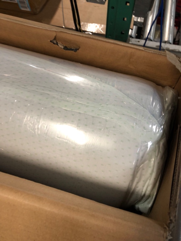 Photo 2 of ***USED AND DIRTY***
Zinus 10 Inch Green Tea Memory Foam Mattress [New Version], Fiberglass Free, Medium Firm Feel, Zoned Pressure Relief, Certified Safe Foams & Fabric, Bed-in-A-Box, King