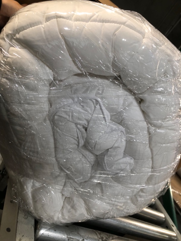 Photo 2 of **SIZE UNKNOWN** 
Mattress Topper for Back Pain, Extra Thick Mattress pad Cover, Plush Soft Pillowtop with Elastic Deep Pocket, Overfilled 