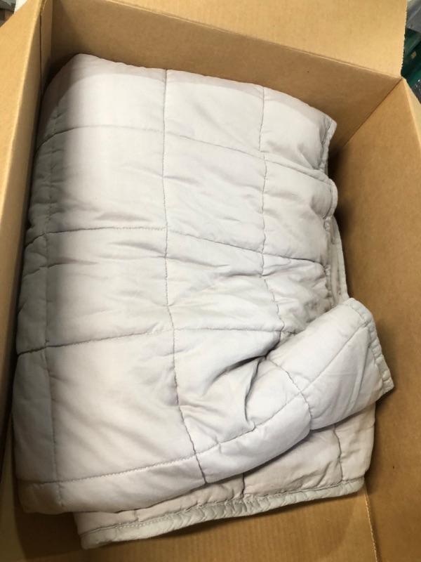 Photo 4 of **SIZE UNKNOWN** YnM Oeko-Tex Certified Premium 20 Pound Cotton Calming Heavy Weighted Blanket Light Grey