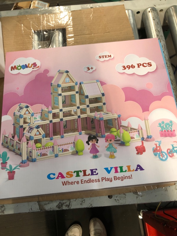 Photo 1 of 396-Piece 3D Princess Castle Villa Doll House Building Toy Set 