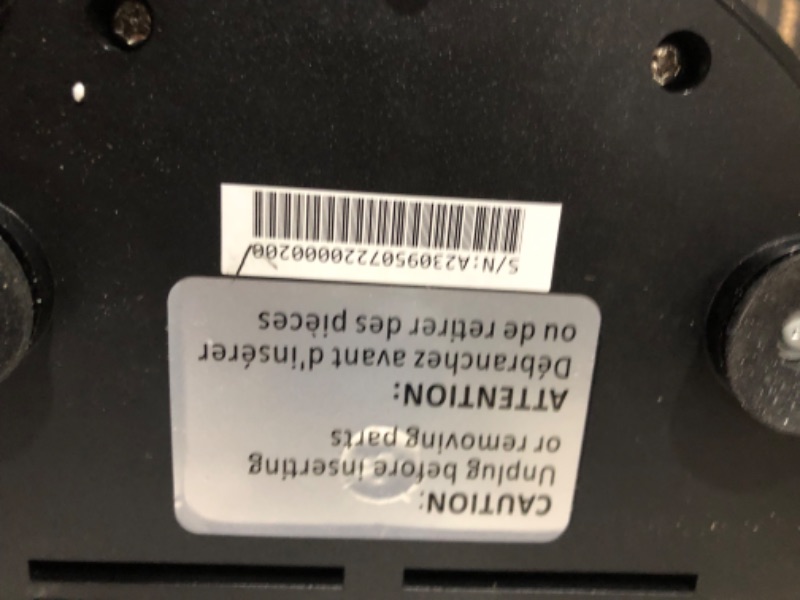 Photo 3 of **NON-REFUNDABLE**NO RETURNS**PARTS ONLY*** ***USED - LIKELY MISSING PARTS - UNABLE TO VERIFY FUNCTIONALITY***
FRIGIDAIRE ReadyPrep™ 4.75 Quart Retro Stand Mixer (Rose Gold Bowl)