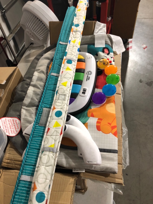 Photo 2 of BABY EINSTEIN KEYBOARD