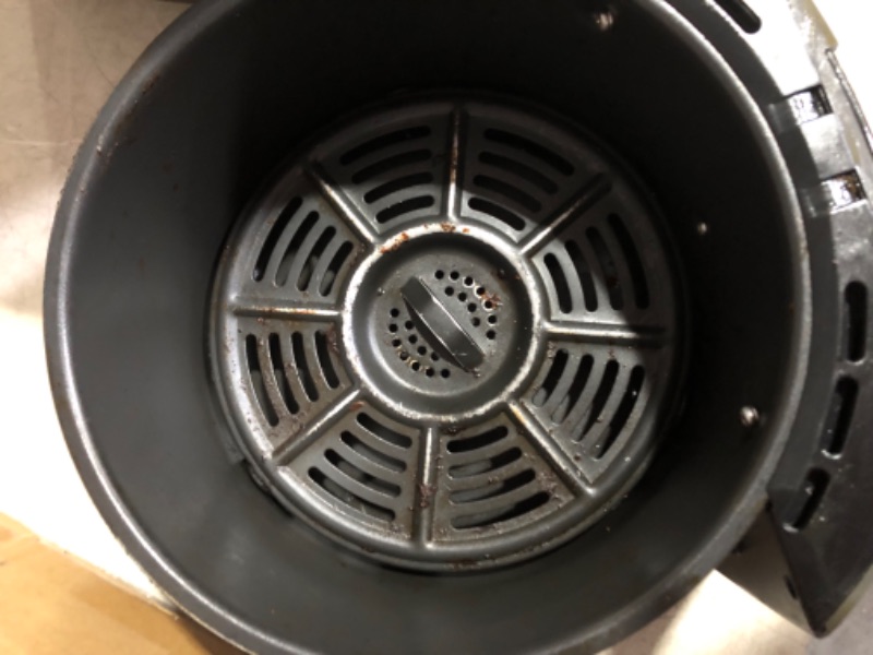 Photo 5 of ***HEAVILY USED AND DIRTY - COVERED IN GREASE - POWERS ON - UNABLE TO TEST FURTHER - SEE PICTURES***
Ninja 4 Quart Air Fryer with Reheat & Dehydrate, Black, Silver, AF100WM