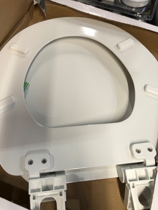 Photo 2 of *****STOCK IMAGE FOR SAMPLE*****
American Standard 5020A65G.020 Traditional Slow Close Toilet seat, White ROUND