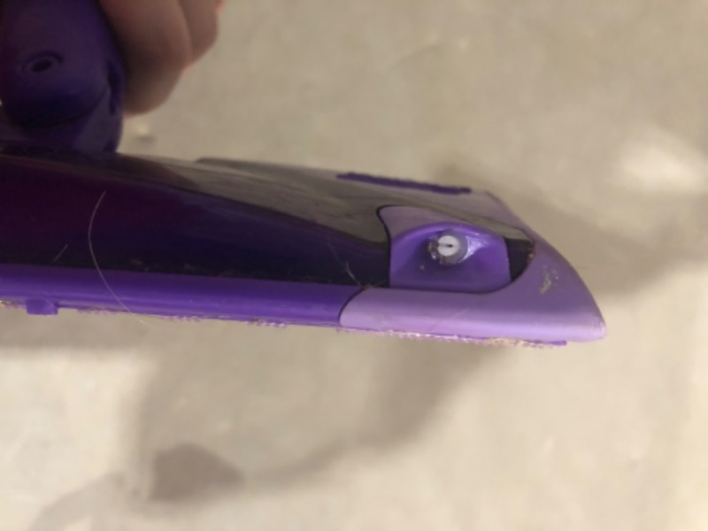 Photo 1 of ***USED*DIRTY*NO PADS OR CLEANER***
Swiffer WetJet Hardwood and Floor Spray Mop Cleaner Starter Kit, Includes: 1 Power Mop, 10 Pads, Cleaning Solution, Batteries