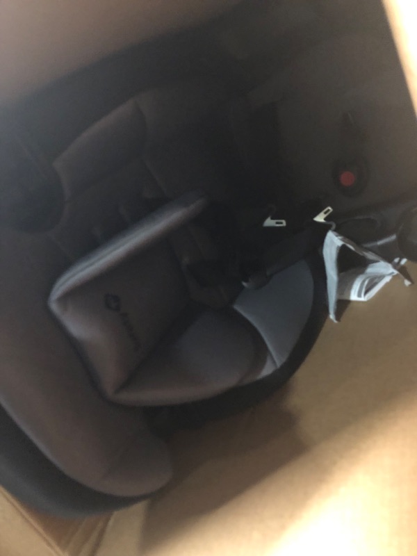 Photo 2 of Safety 1st Grand 2-in-1 Booster Car Seat, Extended Use: Forward-Facing with Harness, 30-65 pounds and Belt-Positioning Booster, 40-120 pounds, High Street