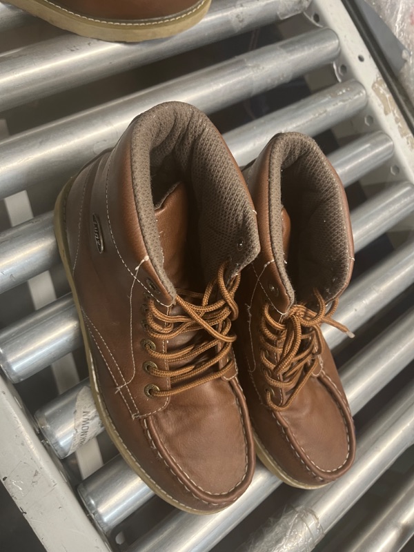 Photo 2 of men lugz color brown size 13