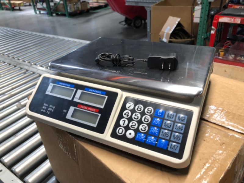 Photo 2 of ***USED - LIKELY MISSING PARTS - UNABLE TO VERIFY FUNCTIONALITY***
88lb/40kg Digital Price Computing Scale - Digital Commercial Food Scale