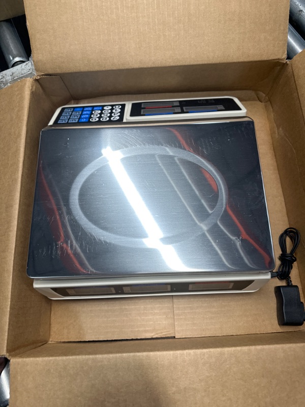 Photo 3 of ***USED - LIKELY MISSING PARTS - UNABLE TO VERIFY FUNCTIONALITY***
88lb/40kg Digital Price Computing Scale - Digital Commercial Food Scale