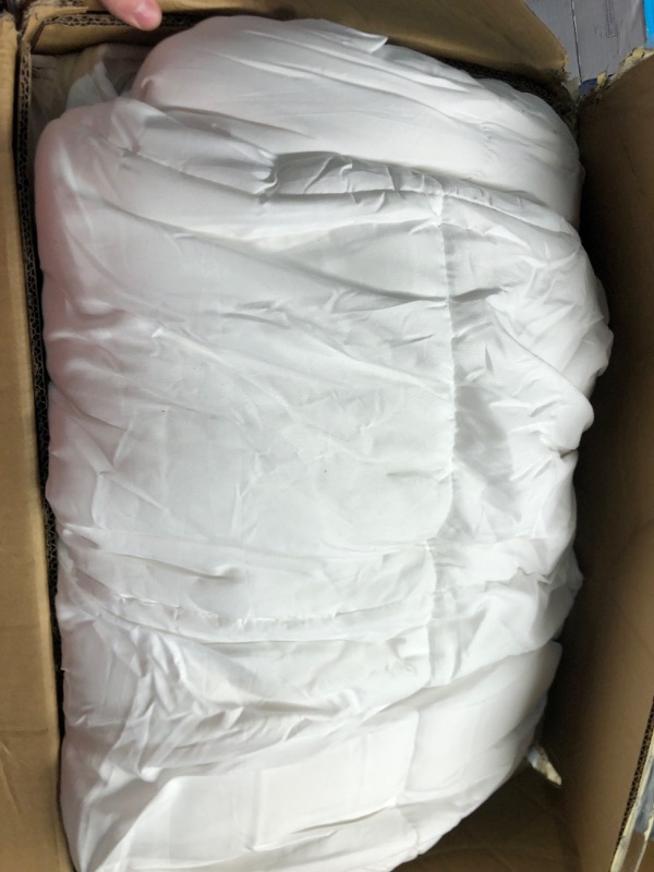 Photo 2 of 
Utopia Bedding Comforter – All Season Comforter Full Size – White Comforter Full - Plush Siliconized Fiberfill - Box Stitched