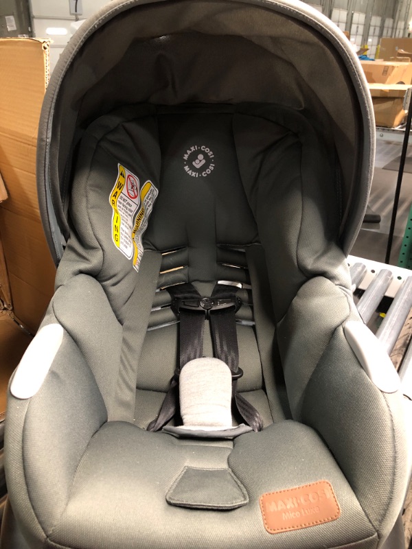 Photo 1 of (used)(see all images)Maxi-Cosi Mico™ Luxe Infant Car Seat, New Hope Tan
