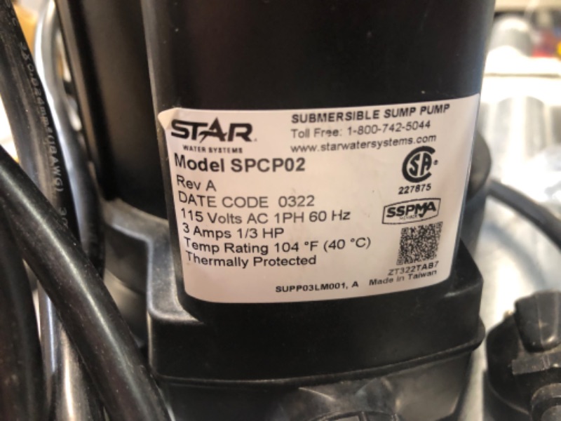 Photo 3 of ***USED - LIKELY MISSING PARTS - UNABLE TO VERIFY FUNCTIONALITY***
Star SPCP02 1/3 HP Automatic ON/OFF Swimming Pool Cover Pump, 25' Power Cord, 2400 GPH Fast Water Removal