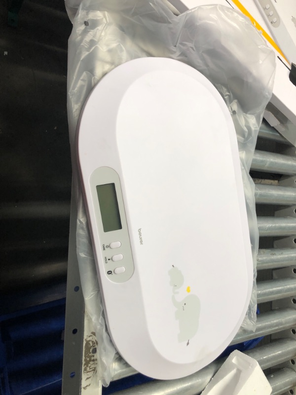 Photo 2 of **prev used**Beurer BY90 Baby Scale, Pet Scale, Digital, with Measuring Tape, tracking weight with App | For: Infant, Newborn, Toddler /Puppy, Cat - Animals | LCD Display, weighs Lbs/Kg/Oz Highly accurate with Bluetooth/measuring Tape