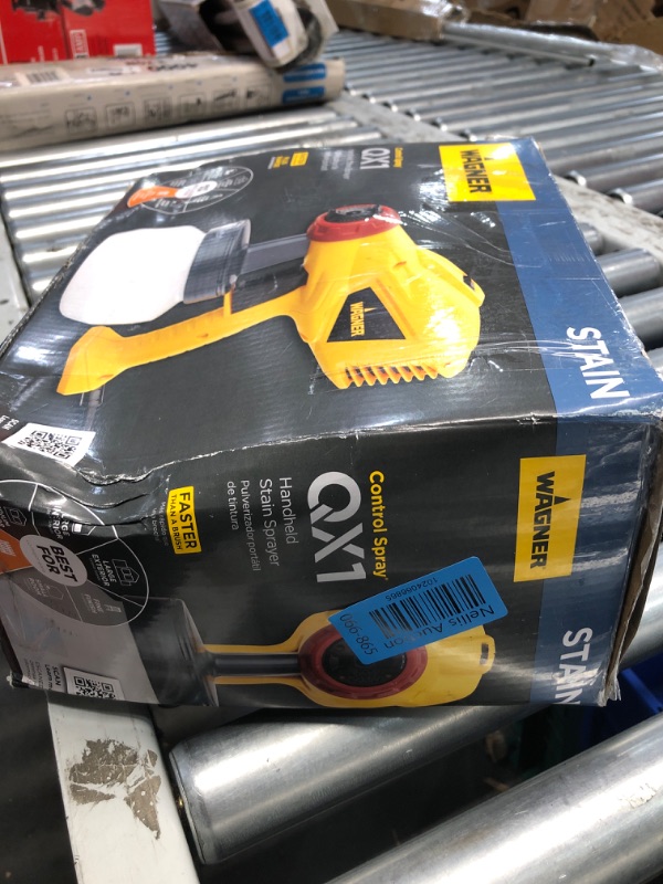 Photo 3 of Wagner Spraytech 2418392 Control Spray QX1 HVLP Stain Sprayer, Ideal for Crafting & Small Staining Projects like Decks, Fences and Lattice