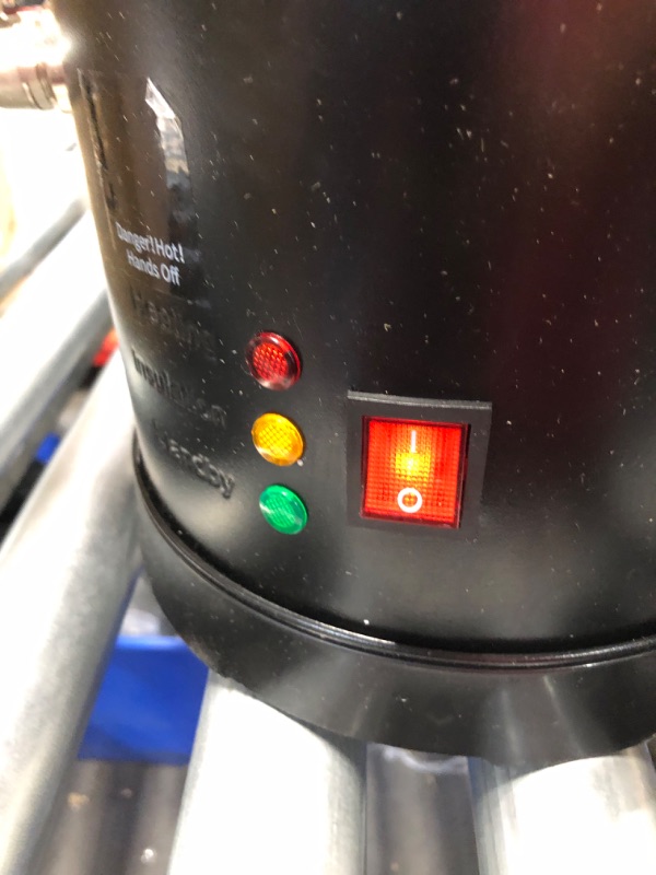 Photo 1 of TOAUTO WMF-5L Wax Melter for Candle Making - Candle Wax Melting Pot with Faster Pour Spout and Temperature Controller, No Cloggy and Easy Clean Up 5L-US ** ITEM DIRTY**