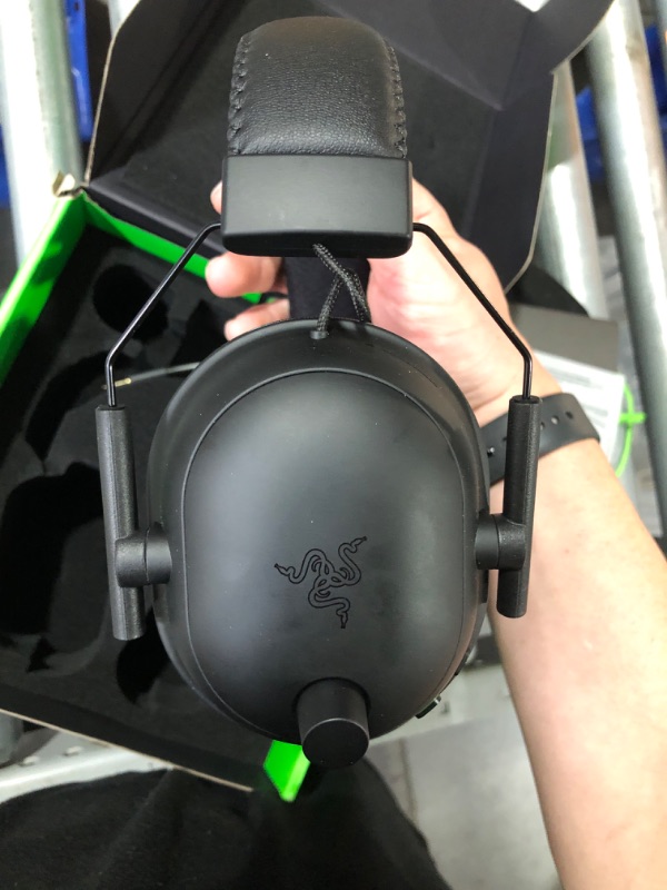 Photo 6 of (READ FULL POST) Razer BlackShark V2 Pro Wireless Gaming Headset: THX 7.1 Spatial Surround Sound - 50mm Drivers - Detachable Mic - for PC, PS5, PS4, Switch, Black Classic Black