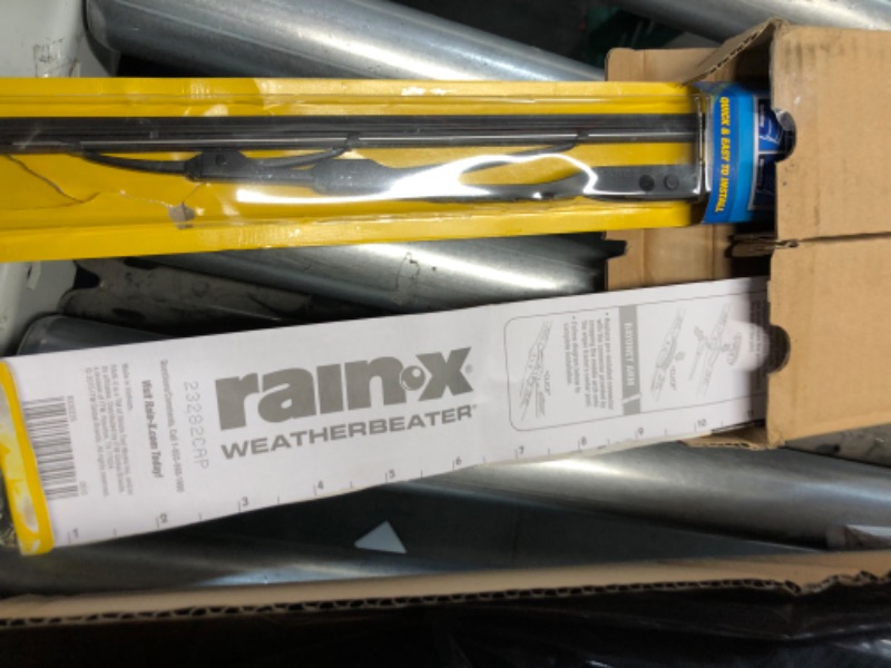 Photo 3 of Rain-X 26&#34; Weatherbeater Wiper Blade 2 PACK