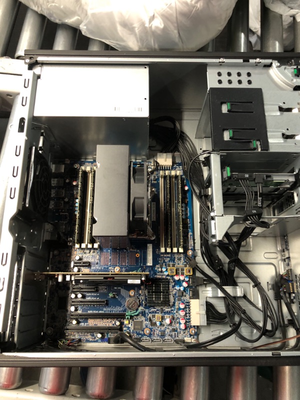 Photo 6 of HP Z440 Tower Server - Intel Xeon E5-2620 V3 2.4GHz 6 Core - 64GB DDR4 RAM - LSI 9217 4i4e SAS SATA Raid Card - New 1TB SSD Samsung - NVS 310 512MB - 525W PSU - Windows 10 PRO (Renewed)