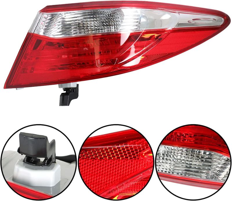 Photo 1 of ***DAMAGED - TAIL LIGHT CHIPPED - SEE PICTURES - UNABLE TO TEST***
labwork Driver Passenger Side Tail Lights Replacement for 2015 2016 2017 Toyota Camry Rear Tail Lights Brake Lamps Assembly ONLY Right Side TO2805121 8156006640