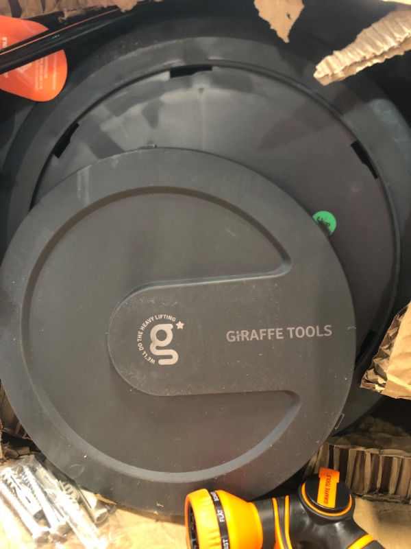 Photo 2 of (see all images)Giraffe Tools AW30 Garden Hose Reel Retractable