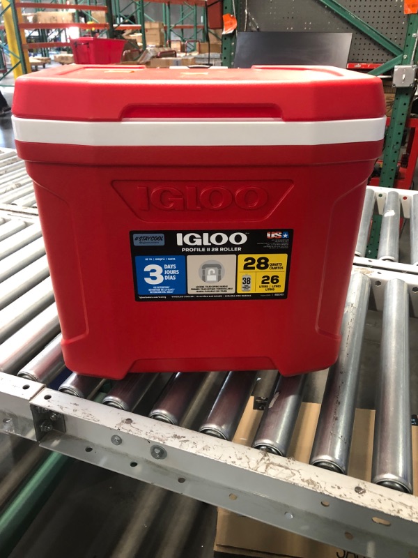 Photo 2 of (READ FULL POST)  Igloo Profile II 28 Roller Hard Cooler Red Star 28qt
