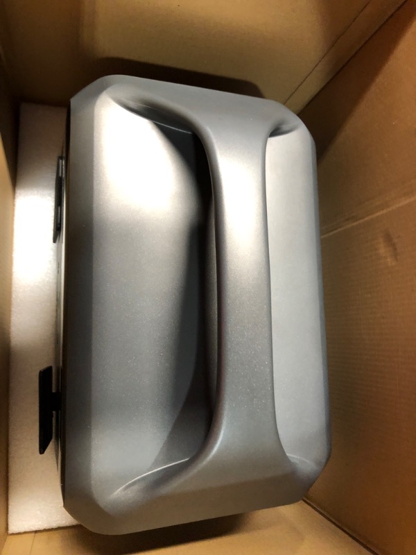 Photo 1 of **NON  REFUNDABLE NO RETURNS SOLD AS IS**
PARTS ONLY DOES NOT CHARGE  
DaranEner NEO300 Portable Power Station 600W 299Wh Backup Battery Solar Generator with USB A/2 USB C/2 DC5521 Output/ Lighter