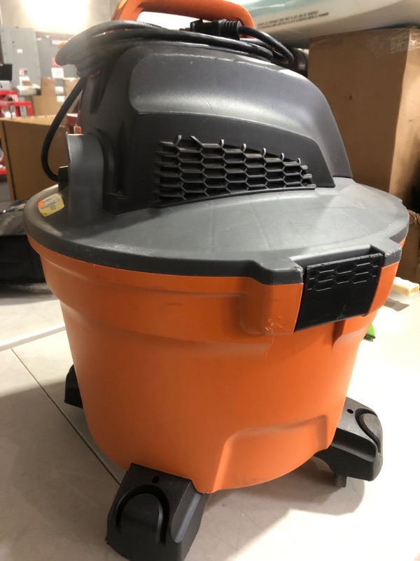 Photo 3 of (used)(incomplete)(see all images) 6 Gallon 3.5 Peak HP NXT Wet/Dry Shop Vacuum with Filter, Locking Hose and Accessories