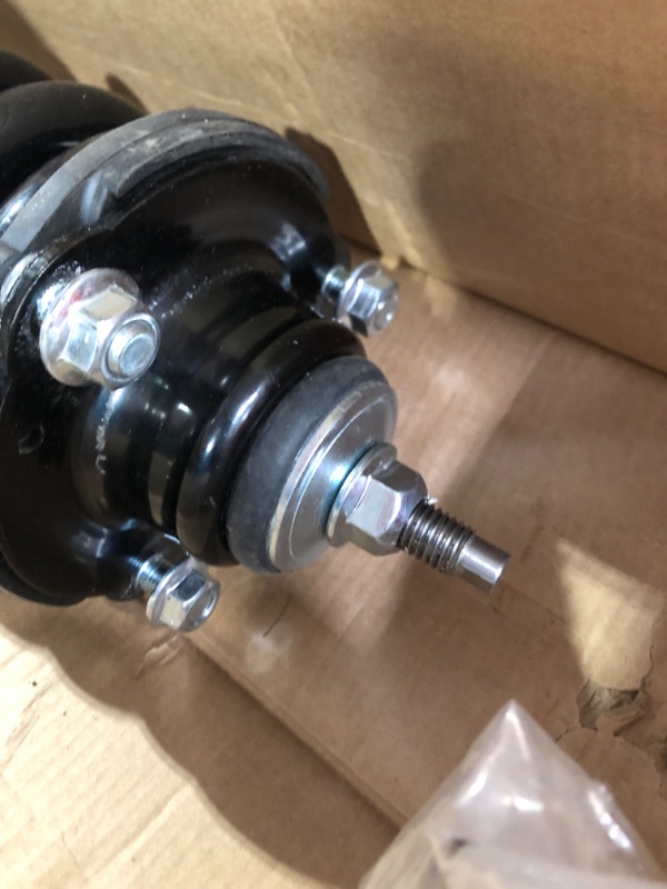 Photo 4 of (see all images)Monroe Quick-Strut 173032R Suspension Strut and Coil Spring Assembly for Ford F-150